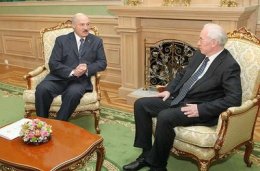 Киев и Минск учатся балансировать между Западом и Востоком