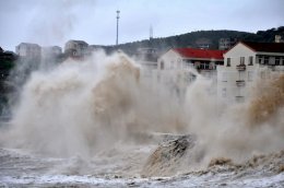 «Фитау разбушевался». В Китае жертвами тайфуна стали 3 млн жителей (ФОТО)