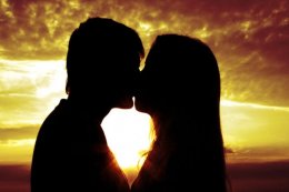 Какую роль играют поцелуи во взаимоотношениях пар