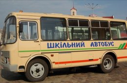 Янукович собирается оборудовать школьные автобусы системами GPS