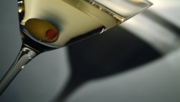 Алкоголь способствует здоровой сердечно – сосудистой системе
