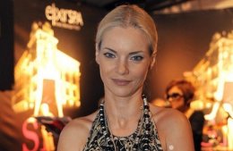 Бывшая супруга Сергея Власенко идет в депутаты