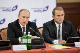 Кум Путина поднимает луганчан на протест против ЕС за 30 серебреников (ФОТО)