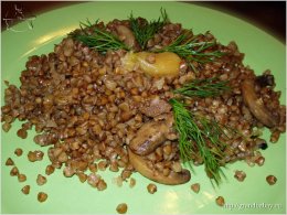 Черный хлеб и гречка обладают свойством влиять на зрение человека