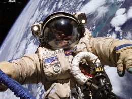 Пребывание в открытом космосе негативно отражается на зрении