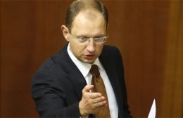 Арсений Яценюк: "Оппозиция готова поддержать один из законопроектов о лечении Тимошенко"