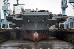 ВМФ США получил авианосец нового поколения (ФОТО+ВИДЕО)