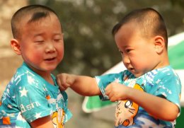 В Китае разрешат рожать второго ребенка