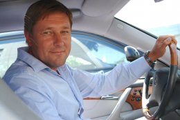 Внедорожник, спровоцировавший массовое ДТП в Киеве, принадлежит Константину Стогнию