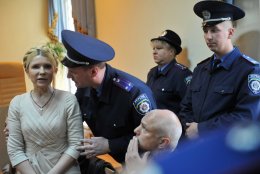 Тимошенко недовольна срывом свиданий