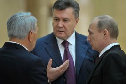 Благодаря Януковичу Путин близок к восстановлению империи