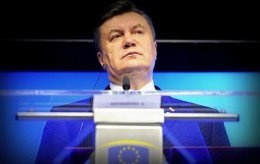 В Вене Януковича встретили протестами (ВИДЕО)