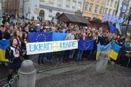 Евромайданы прошли по всему миру (ВИДЕО)