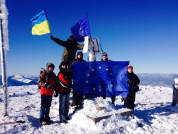 Жители разных стран записали видеообращение к украинцам (ВИДЕО)