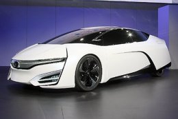 Новый суперкар Mercedes стоимостью несколько… десятков долларов (ФОТО)