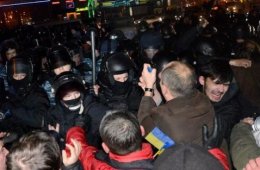 Избитый "Беркутом" активист может стать на всю жизнь инвалидом (ВИДЕО)