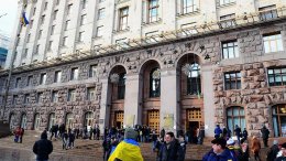 В «Батькивщине» заявляют, что Захарченко снял всю охрану с КГГА
