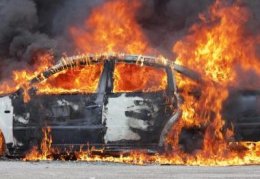 Сомалийского депутата взорвали в автомобиле