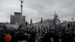 По российским каналам передали, что на марш в Киеве вышло несколько сотен человек (ВИДЕО)