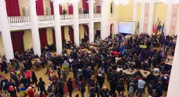"Свободовцы" вооружаются и готовятся к штурму КГГА