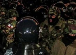 Как крымский спецназ себе дорогу расчищал в Василькове (ВИДЕО)
