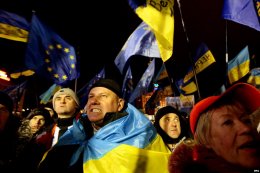 Эксперт рассказал, почему власти Украины не идут на жесткие меры