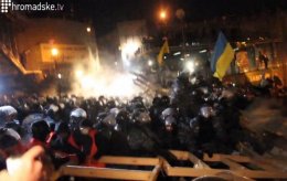 Ночным штурмом силовиков на Евромайдане руководили народные депутаты от ПР