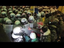 Возможно ли мирное решение между властью и оппозицией