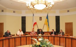 Совмин АРК выступил с резким осуждением «насильственной майданизации»