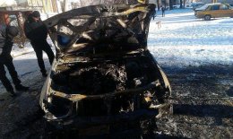 Народному депутату от ВО «Свобода» Игорю Швайке сожгли автомобиль (ФОТО)