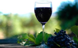 Сухое красное вино поможет сбросить лишний вес