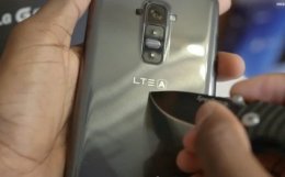 Смартфону LG G Flex удары судьбы не страшны (ВИДЕО)