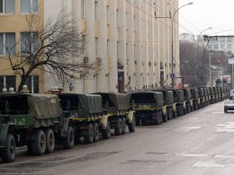 В Васильков прибыла автоколонна с бойцами МВД