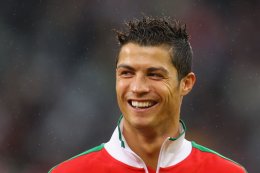 Роналду стал игроком года по версии «World Soccer»