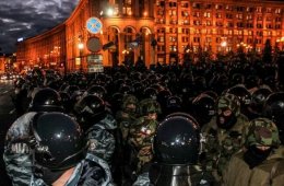 "Беркуту" отключили интернет и перестали продавать еду
