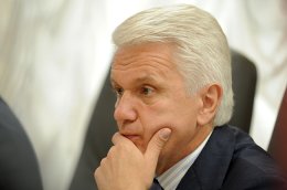 Литвин поддерживает отставку правительства Азарова