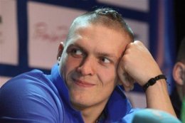 Федченко и Усик завтра проведут последние бои этого года (ВИДЕО)