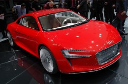 Новый серийный электрокар от Audi (ВИДЕО)