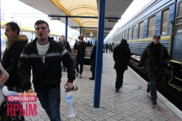 По дороге домой одесские "антимайдановцы" снимали стресс алкоголем (ФОТО)
