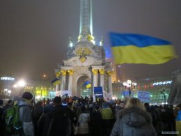 "Евромайдан" готовится к Новому году (ВИДЕО)