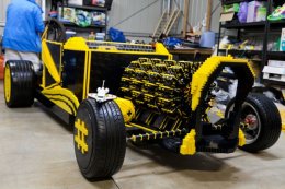 Собран настоящий автомобиль из конструктора LEGO (ФОТО+ВИДЕО)