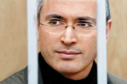 Освобожденный Ходорковский сразу же покинул Россию