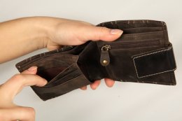 Как не остаться без денег после новогодних праздников
