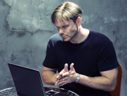 Ноутбуки тайно шпионят за своими владельцами