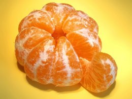 Харьковским зекам передали алкогольные мандарины Харьковским зекам передали алкогольные мандарины