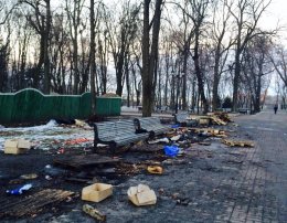 Евромайдановцы очистили Киев от Антимайдана (ВИДЕО)