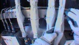 Аммиак из системы охлаждения попал на скафандры астронавтов NASA