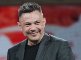 Костя Цзю пожелал Виталию Кличко удачи в политике