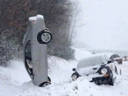 Названы самые аварийные авто 2013 года