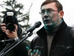 Юрий Луценко: "Власть должна обратить внимание на то, о чем говорят аватары в зеленом”